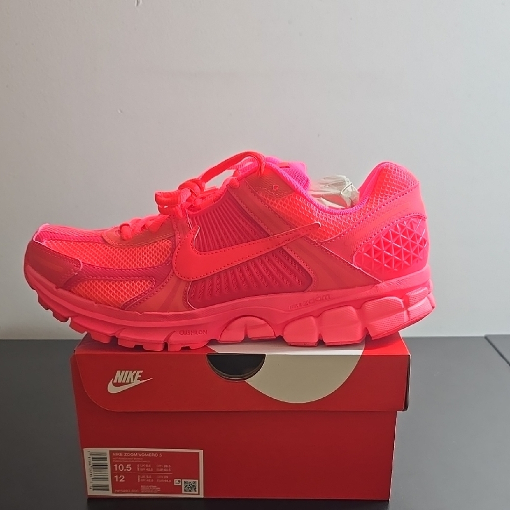 Nike Zoom Vomero 5